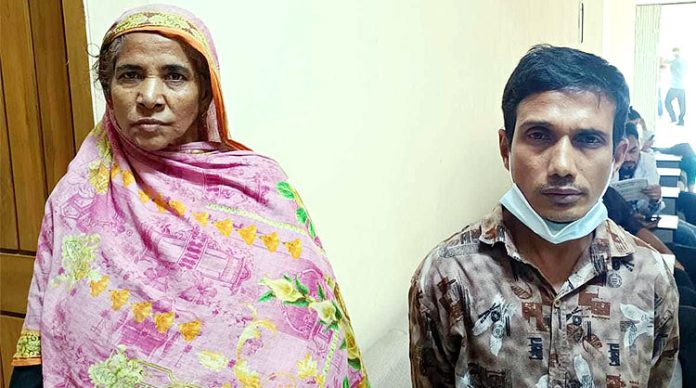 চট্টগ্রাম মেডিকেলে ফের ২ দালাল আটক